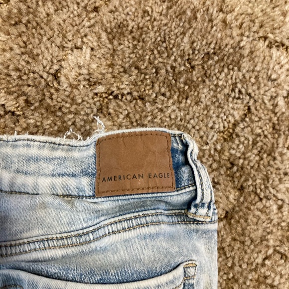 American Eagle Women’s Ripped Jeans - Picture 3 of 3